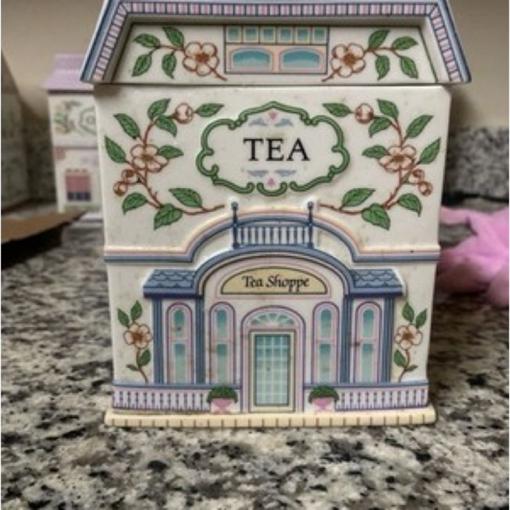Lenox Pastel Floral Tea House